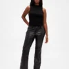 Pantaloni a vita bassa in pelle vegana riciclata, modello lungo e aderente