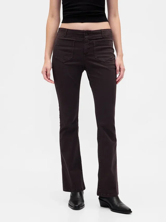 Pantaloni a vita bassa in twill dal taglio lungo e slanciato