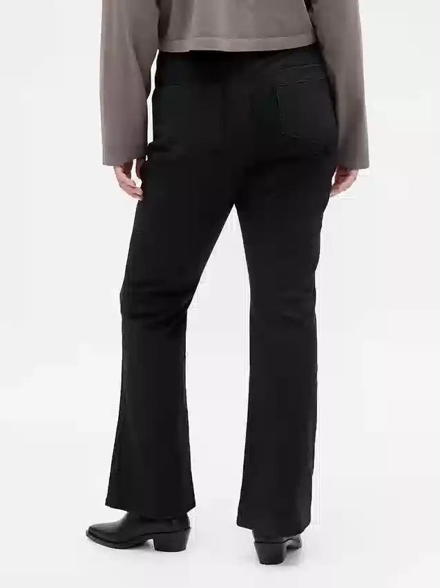 Pantaloni a vita bassa in twill dal taglio lungo e slanciato