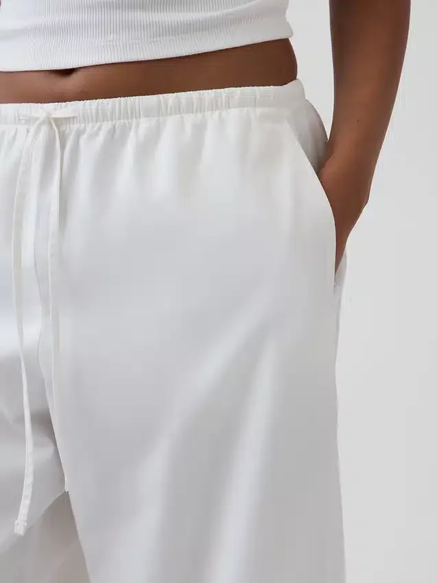 Pantaloni a zampa Easy in popeline