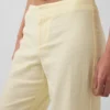 Pantaloni a zampa in misto lino a vita bassa