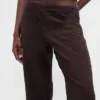 Pantaloni a zampa in misto lino a vita bassa
