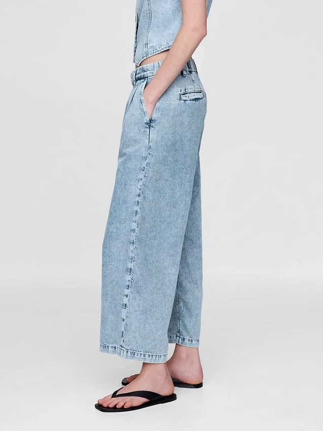 Pantaloni alla caviglia a vita alta in denim ultrasoft 365 con pieghe