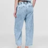 Pantaloni alla caviglia a vita alta in denim ultrasoft 365 con pieghe