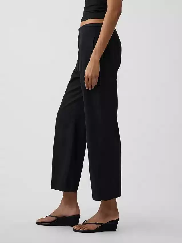 Pantaloni alla caviglia dritti e comodi in misto lino