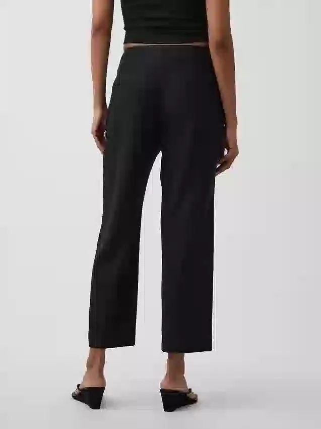 Pantaloni alla caviglia dritti e comodi in misto lino