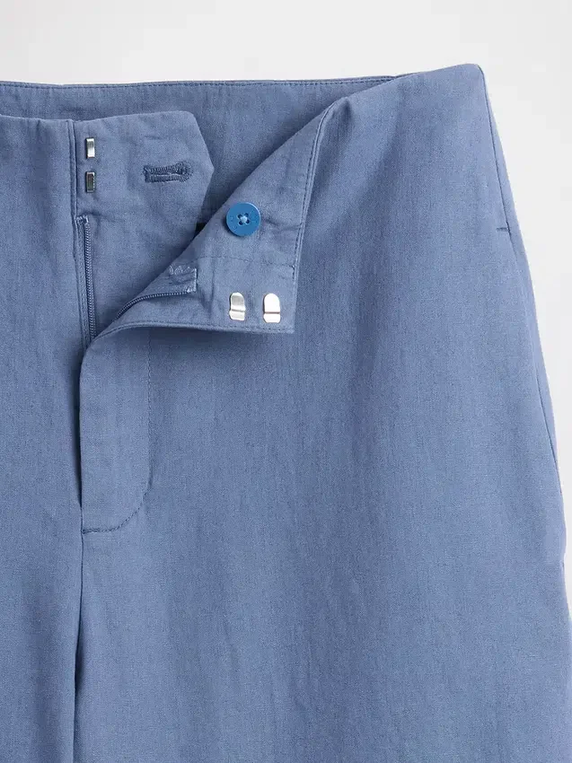 Pantaloni alla caviglia dritti e comodi in misto lino