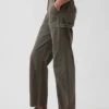 Pantaloni alla caviglia utility a vita media
