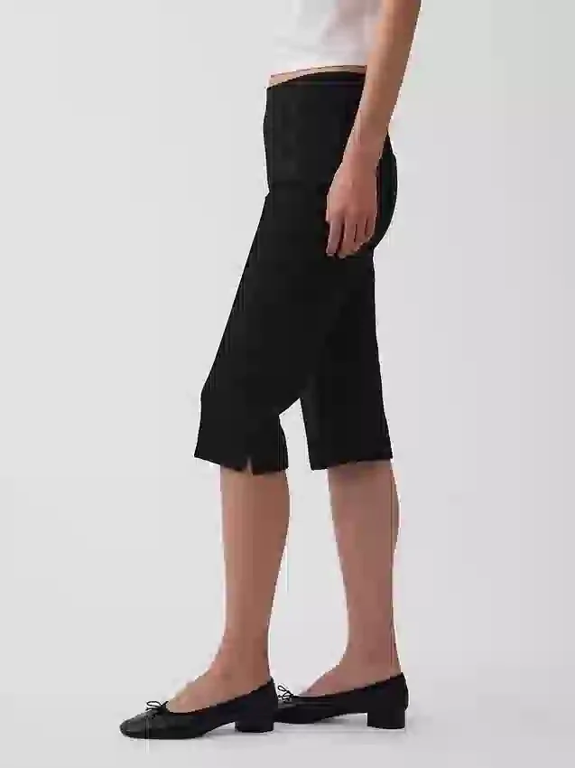 Pantaloni capri a vita alta in maglia doppia