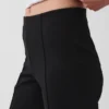 Pantaloni capri a vita alta in maglia doppia