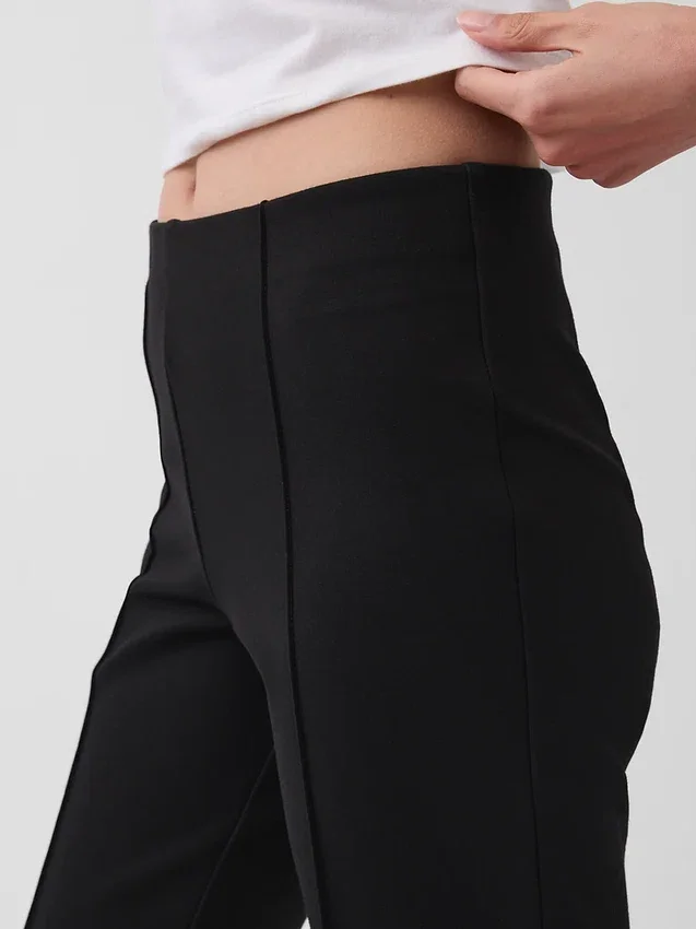 Pantaloni capri a vita alta in maglia doppia
