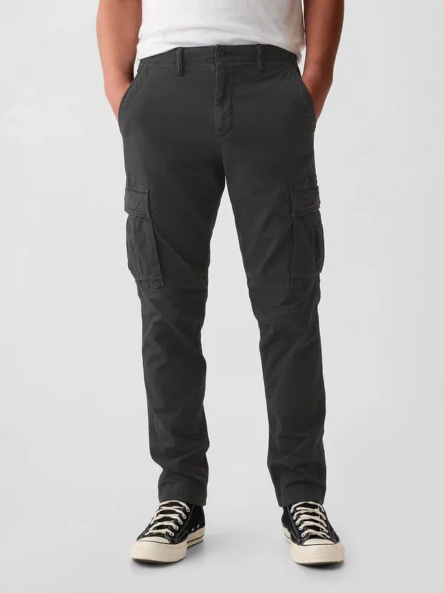 Pantaloni cargo