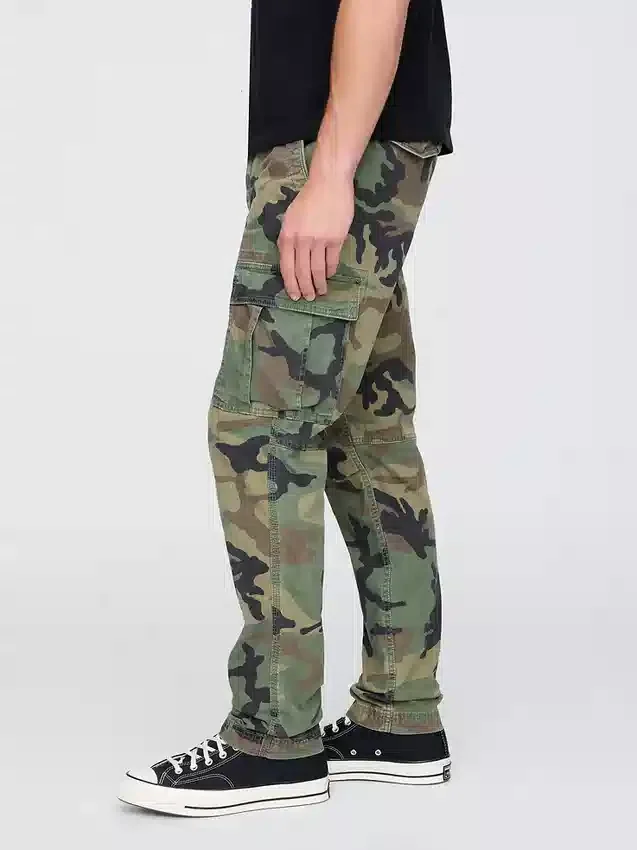 Pantaloni cargo