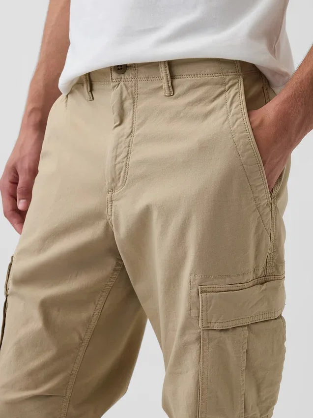 Pantaloni cargo