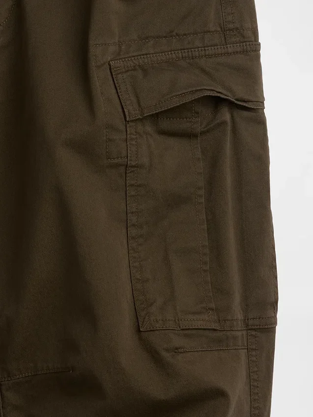 Pantaloni cargo dalla vestibilità comoda