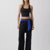 Pantaloni comodi a vita bassa GapFit Tech