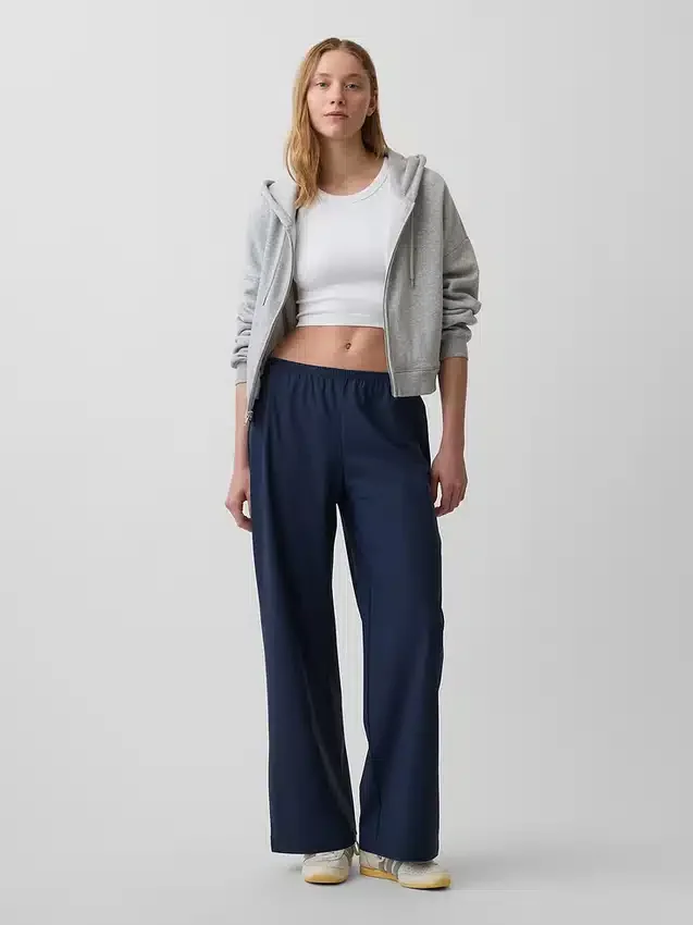 Pantaloni comodi a vita bassa GapFit Tech