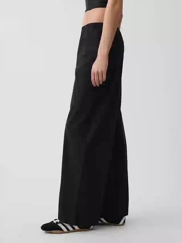 Pantaloni comodi a vita bassa GapFit Tech