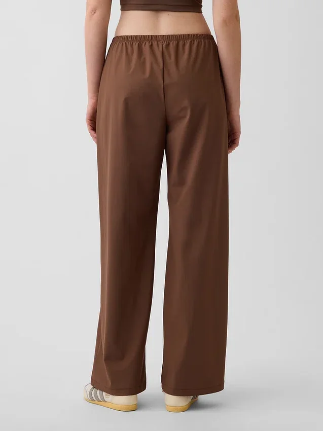 Pantaloni comodi a vita bassa GapFit Tech