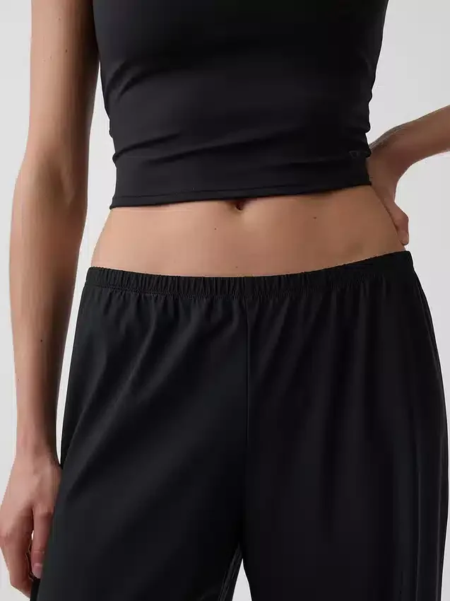 Pantaloni comodi a vita bassa GapFit Tech