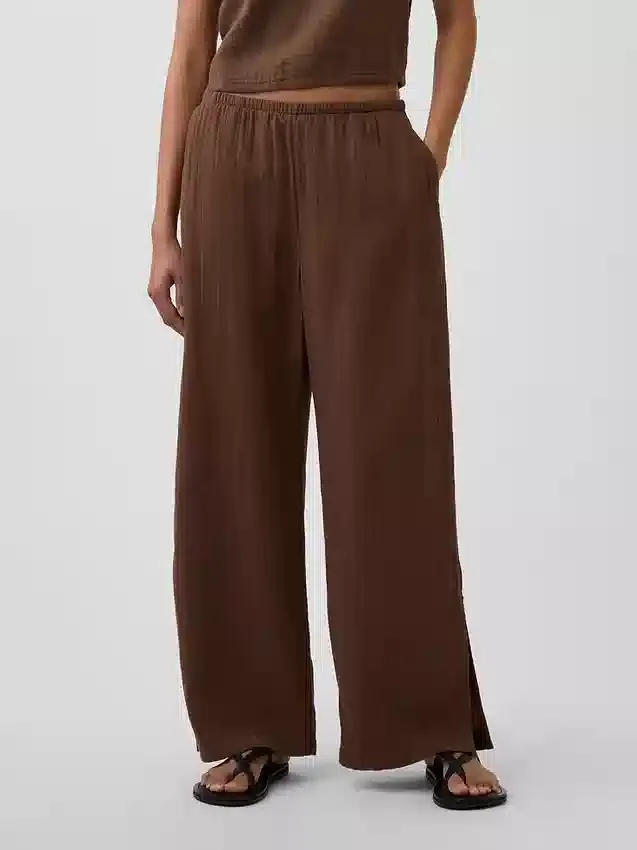 Pantaloni comodi in garza di cotone con orlo a spacco