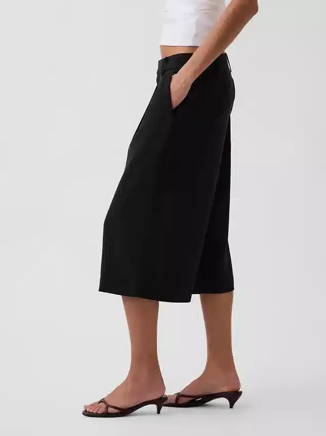 Pantaloni culotte a vita bassa