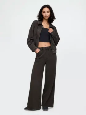 Pantaloni da ginnastica larghi e comodi in stile Jeans