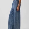 Pantaloni da ginnastica larghi e comodi in stile Jeans