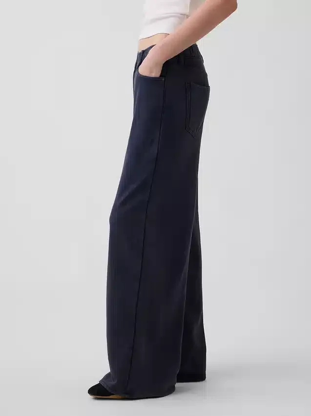 Pantaloni da ginnastica larghi e comodi in stile Jeans