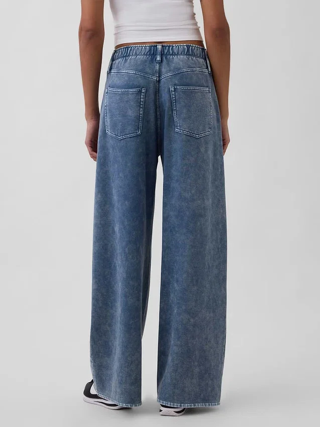 Pantaloni da ginnastica larghi e comodi in stile Jeans