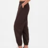 Pantaloni da jogging GapFit Tech a vita alta con orlo con cerniera