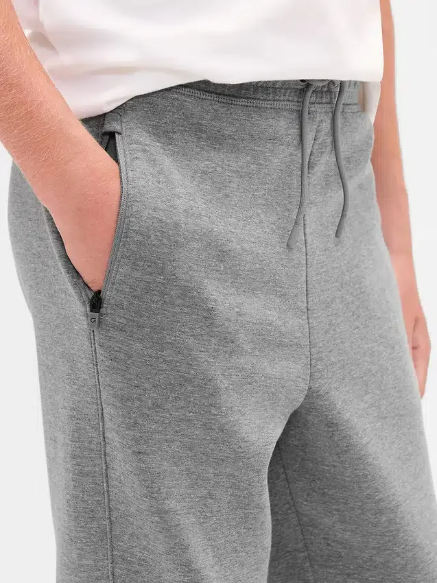 Pantaloni da jogging GapFit Tech ad asciugatura rapida per bambini