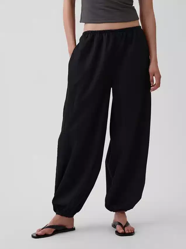 Pantaloni da jogging larghi e comodi in popeline di cotone biologico