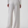 Pantaloni Easy a gamba larga