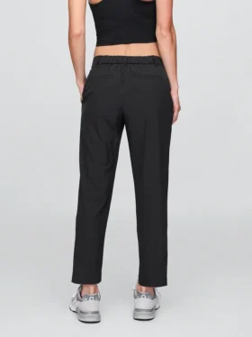Pantaloni GapFit a vita alta Downtown Runaround