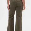 Pantaloni kaki a vita bassa dal taglio ampio e svasato
