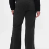 Pantaloni kaki a vita bassa dal taglio ampio e svasato