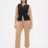 Pantaloni kaki a vita media