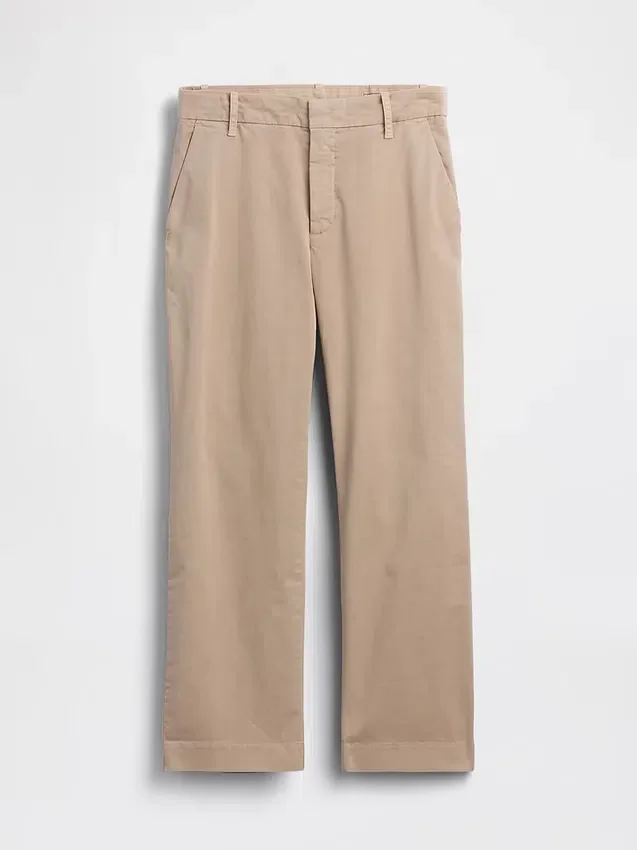 Pantaloni kaki a vita media