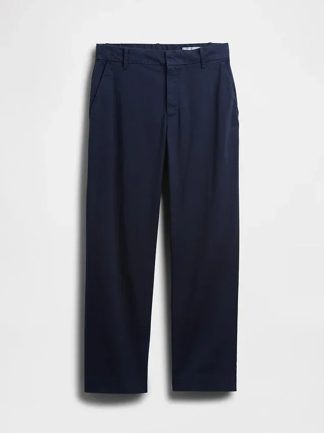 Pantaloni kaki a vita media