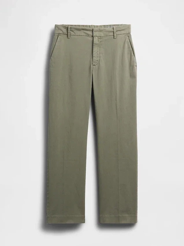Pantaloni kaki a vita media