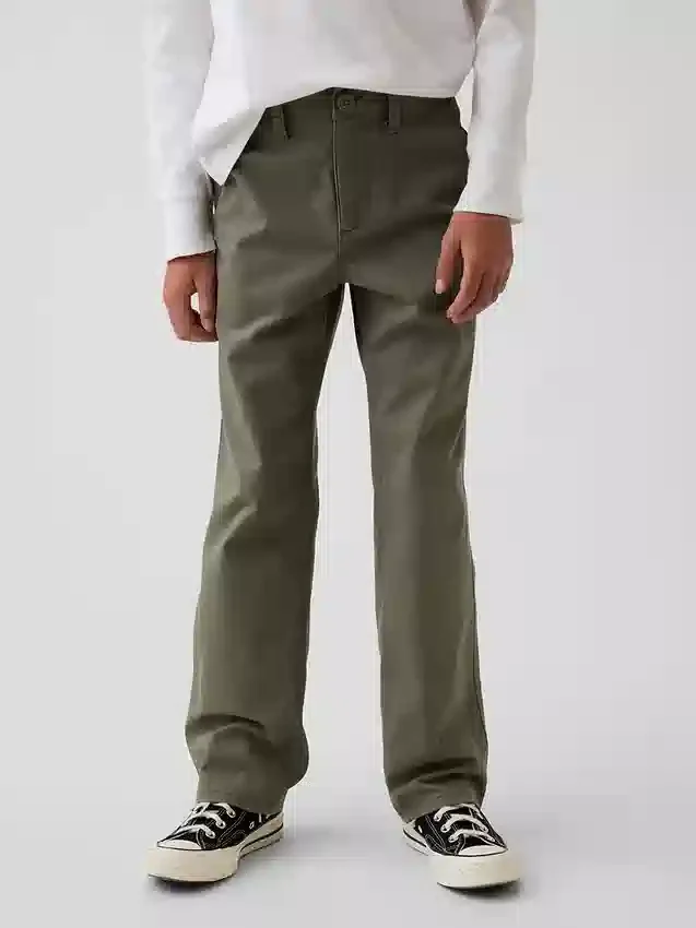 Pantaloni kaki da bambino dal taglio dritto e dalla vestibilità comoda, in stile "Modern Uniform"