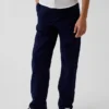 Pantaloni kaki da bambino dal taglio dritto e dalla vestibilità comoda, in stile "Modern Uniform"