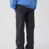 Pantaloni kaki da bambino dal taglio dritto e dalla vestibilità comoda, in stile "Modern Uniform"