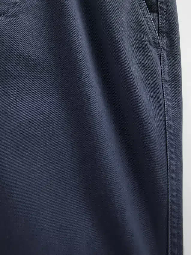 Pantaloni kaki dritti dal taglio rilassato in twill pesante