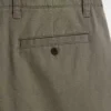 Pantaloni kaki larghi