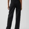 Pantaloni kaki larghi a vita bassa in stile anni '90