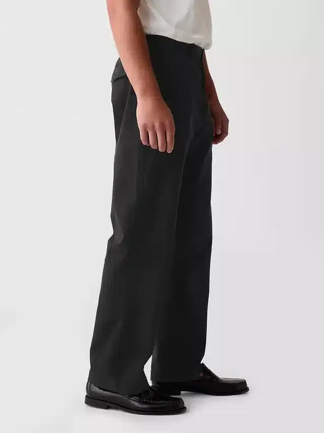 Pantaloni kaki larghi in stile anni '90
