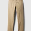 Pantaloni kaki moderni a gamba affusolata