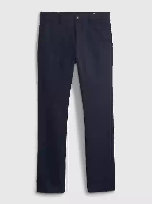 Pantaloni kaki moderni a gamba affusolata
